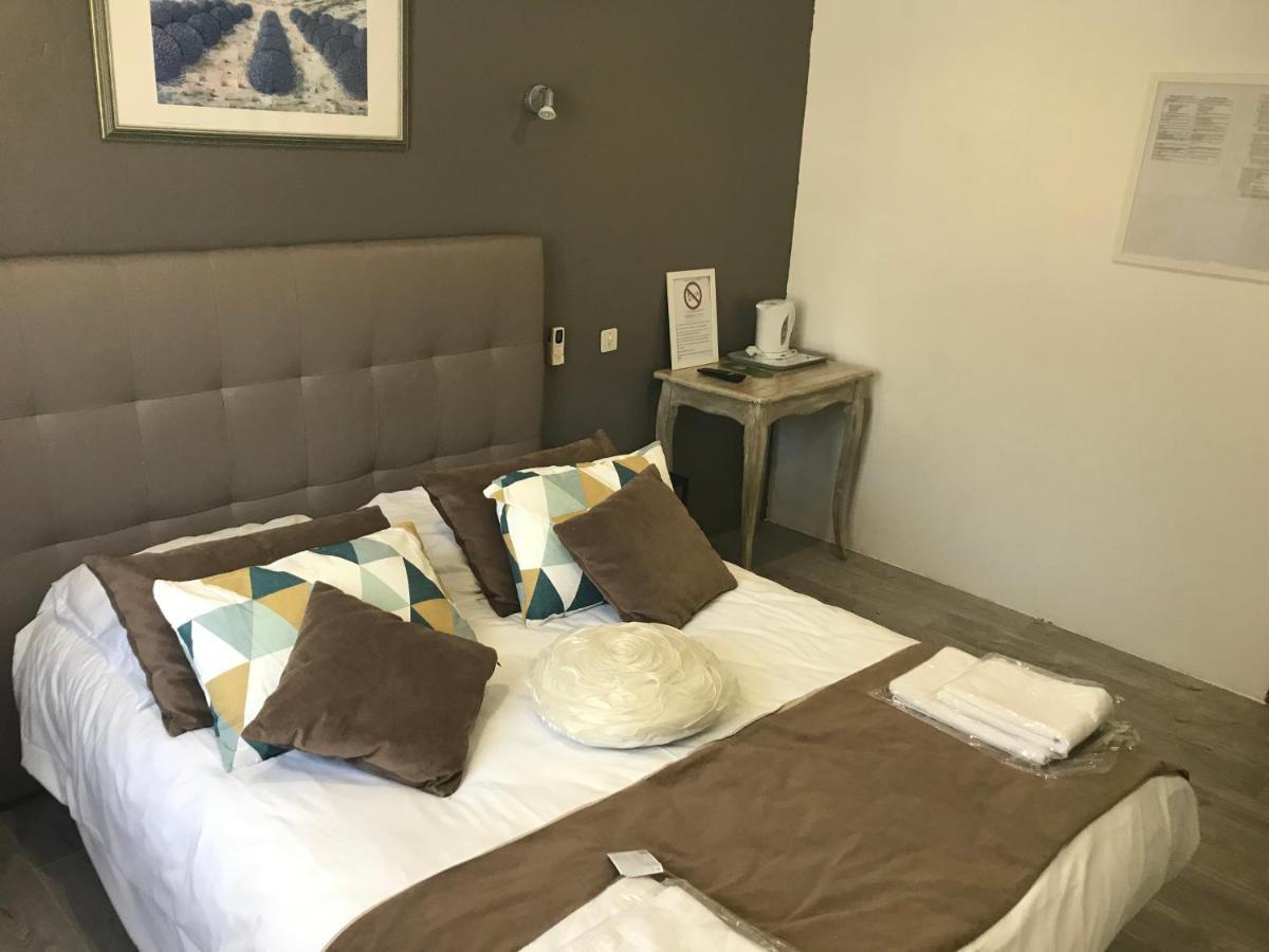 Hotel Les Mimosas Борм-ле-Мимоза Екстериор снимка