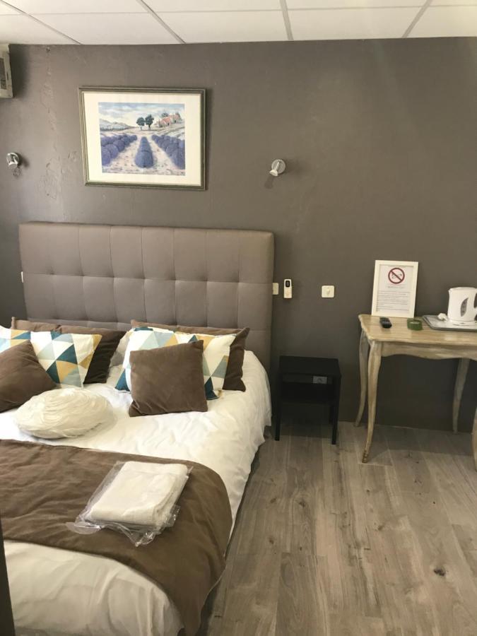 Hotel Les Mimosas Борм-ле-Мимоза Екстериор снимка