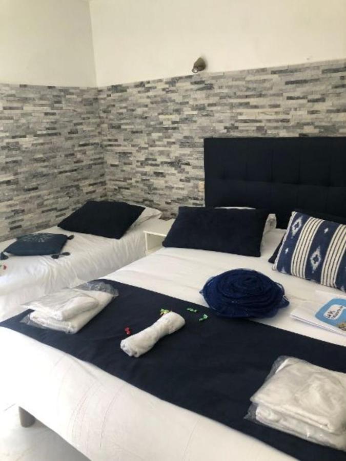Hotel Les Mimosas Борм-ле-Мимоза Екстериор снимка
