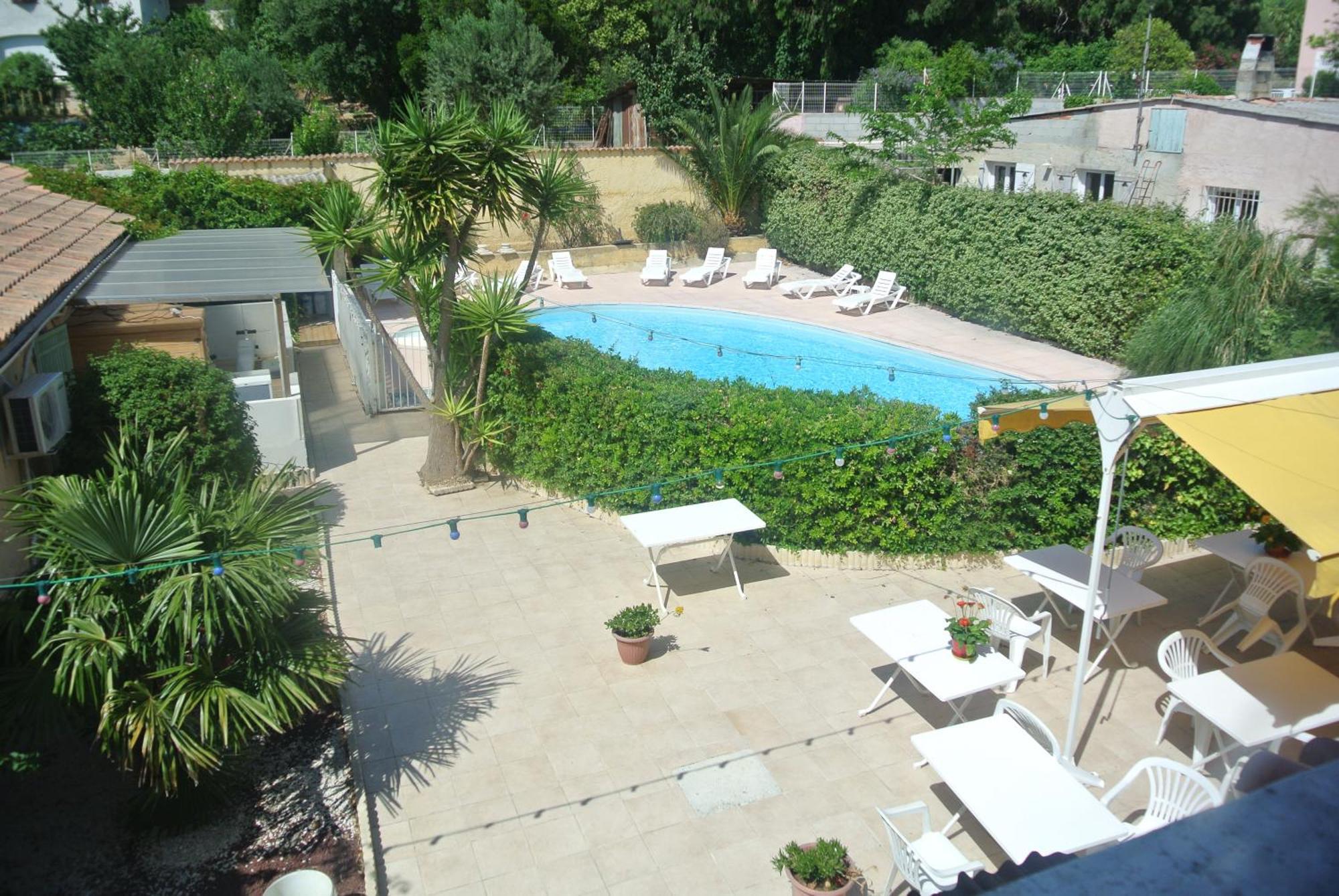 Hotel Les Mimosas Борм-ле-Мимоза Екстериор снимка